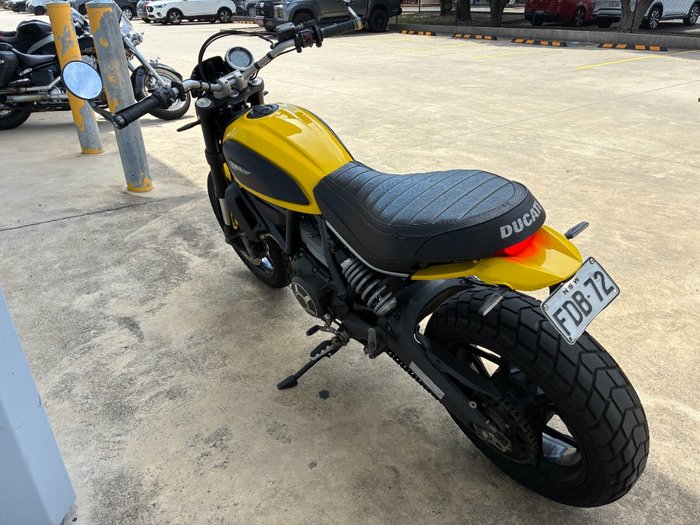 2016 DUCATI SCRAMBLER ICON Yellow