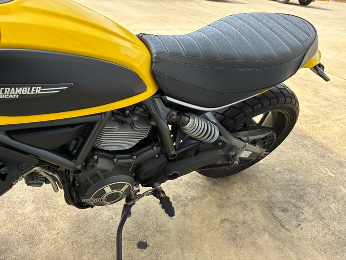 2016 DUCATI SCRAMBLER ICON Yellow