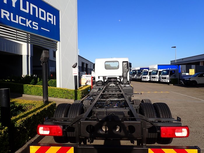 2025 HYUNDAI PAVISE D222