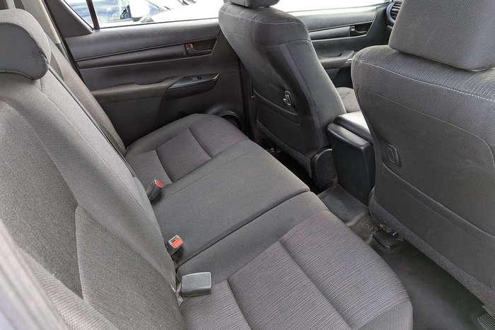 2018 Toyota Hilux SR