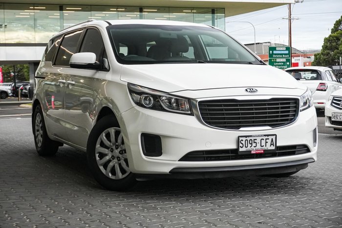 2018 Kia Carnival S