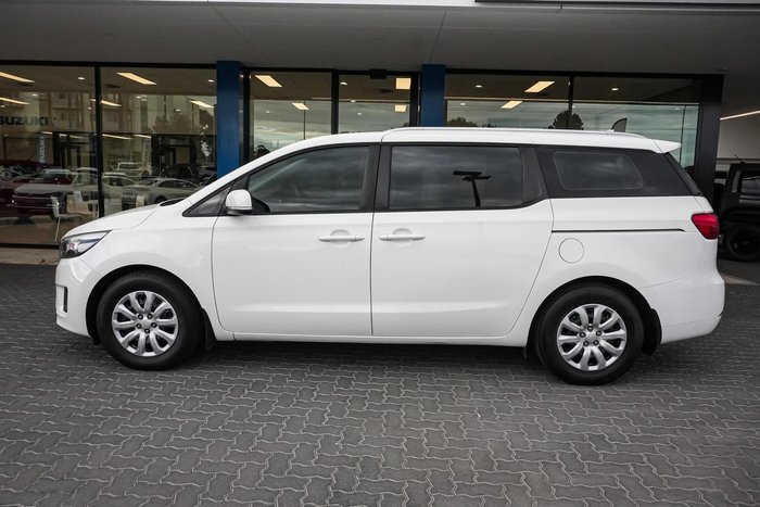 2018 Kia Carnival S