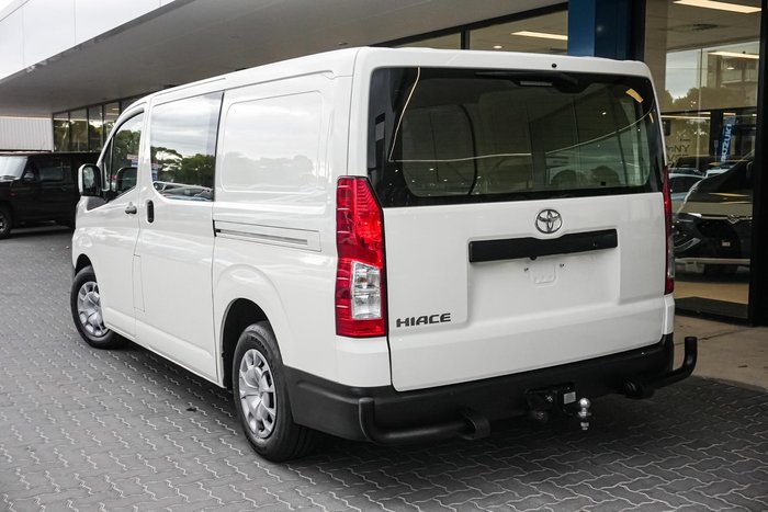 2022 Toyota Hiace