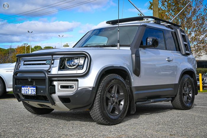 2021 Land Rover Defender 90 D200