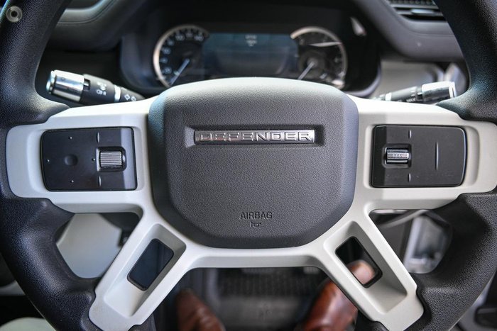 2021 Land Rover Defender 90 D200