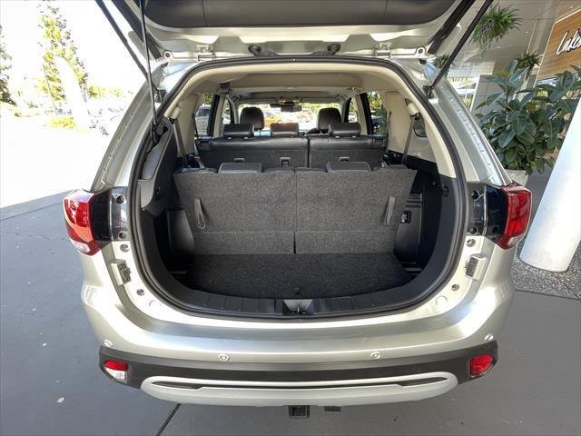 2020 Mitsubishi Outlander Exceed