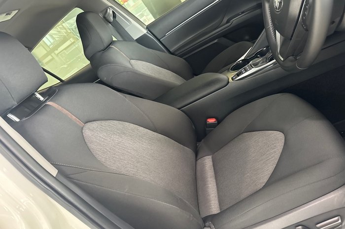 2020 Toyota Camry Ascent Sport Hybrid