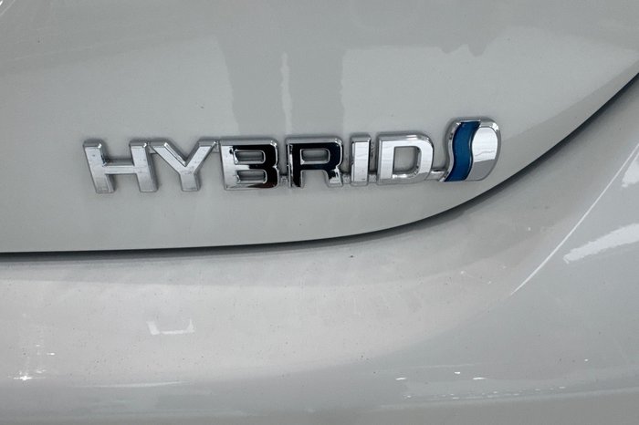 2020 Toyota Camry Ascent Sport Hybrid