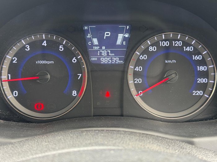 2014 Hyundai Accent Active