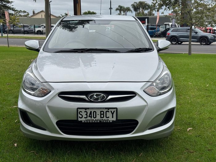 2014 Hyundai Accent Active