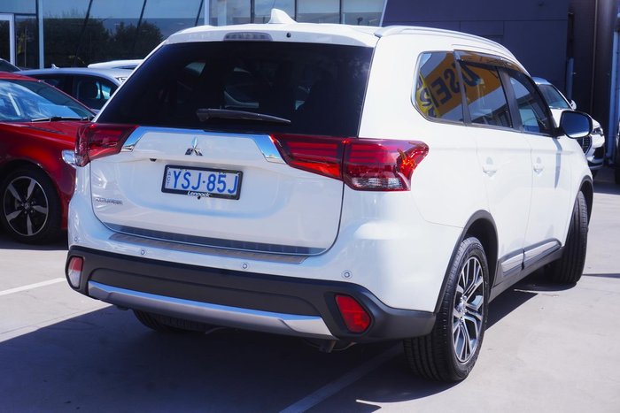 2017 Mitsubishi Outlander LS