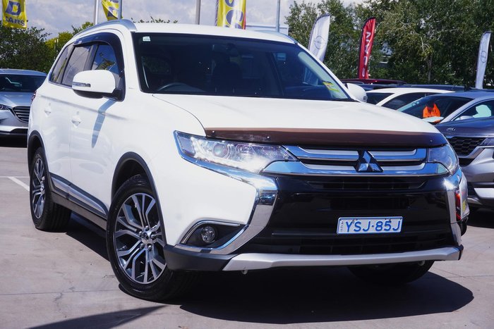 2017 Mitsubishi Outlander LS