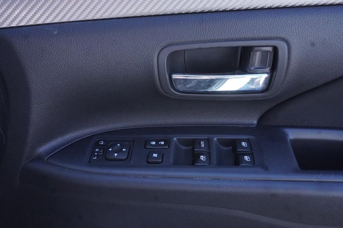 2017 Mitsubishi Outlander LS