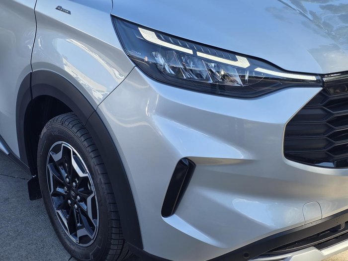 2025 Ford Tourneo Active