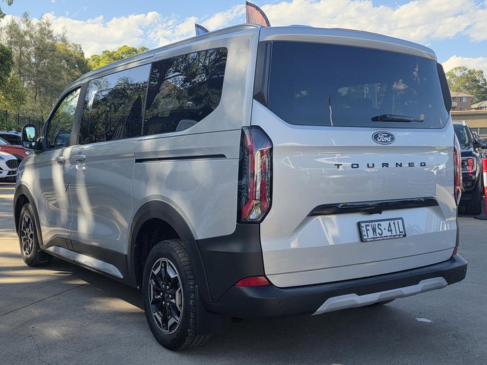 2025 Ford Tourneo Active