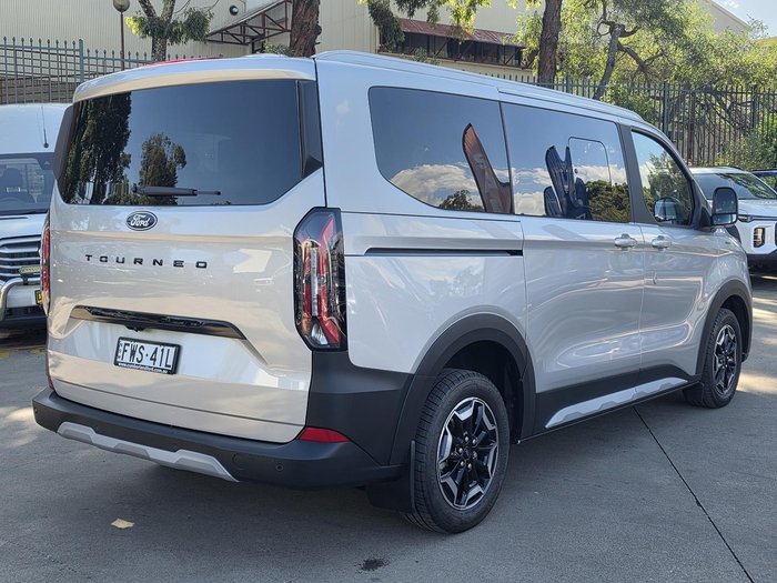 2025 Ford Tourneo Active