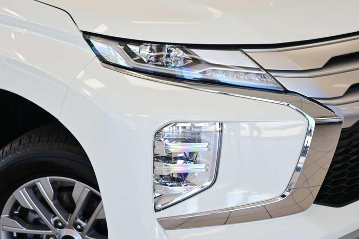 2022 Mitsubishi Pajero Sport GLX