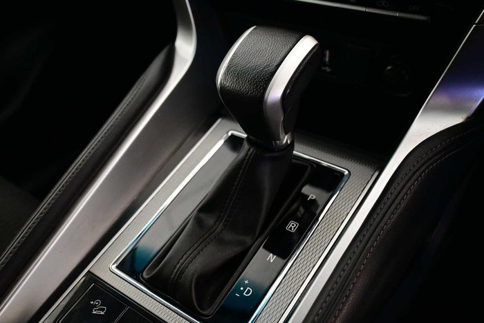 2022 Mitsubishi Pajero Sport GLX