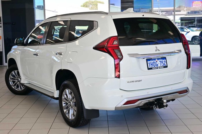 2022 Mitsubishi Pajero Sport GLX