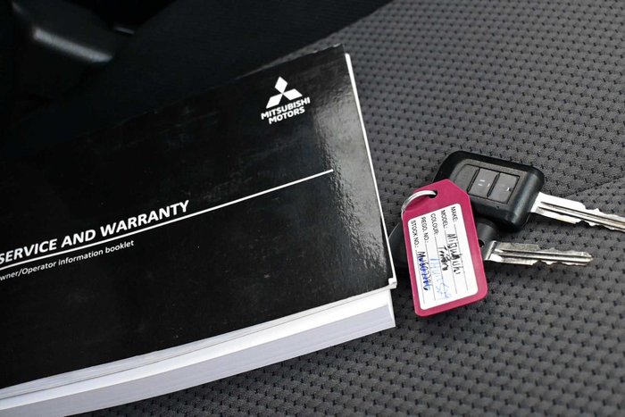 2023 Mitsubishi Triton GLX