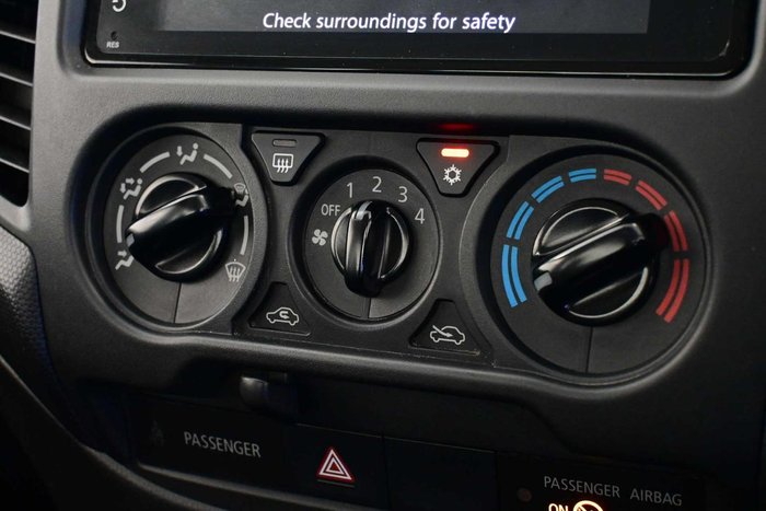 2023 Mitsubishi Triton GLX