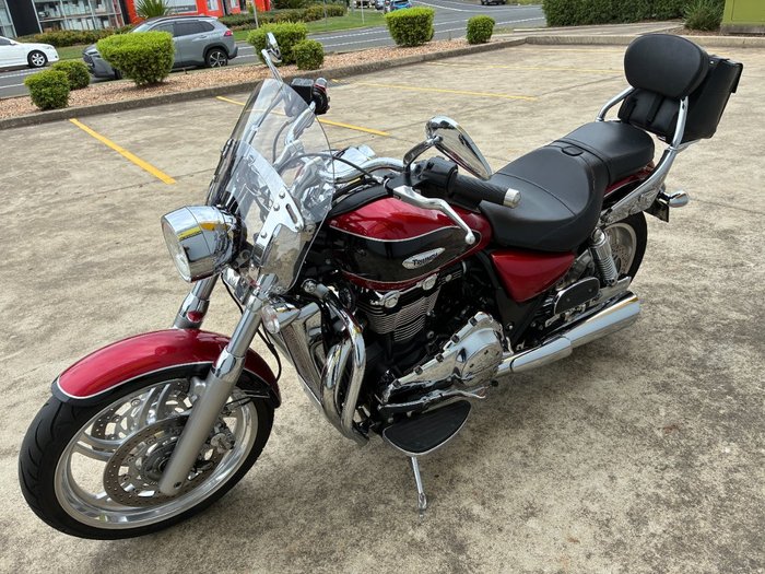 2013 Triumph THUNDERBIRD RUBY METALLIC/BLACK METALLIC