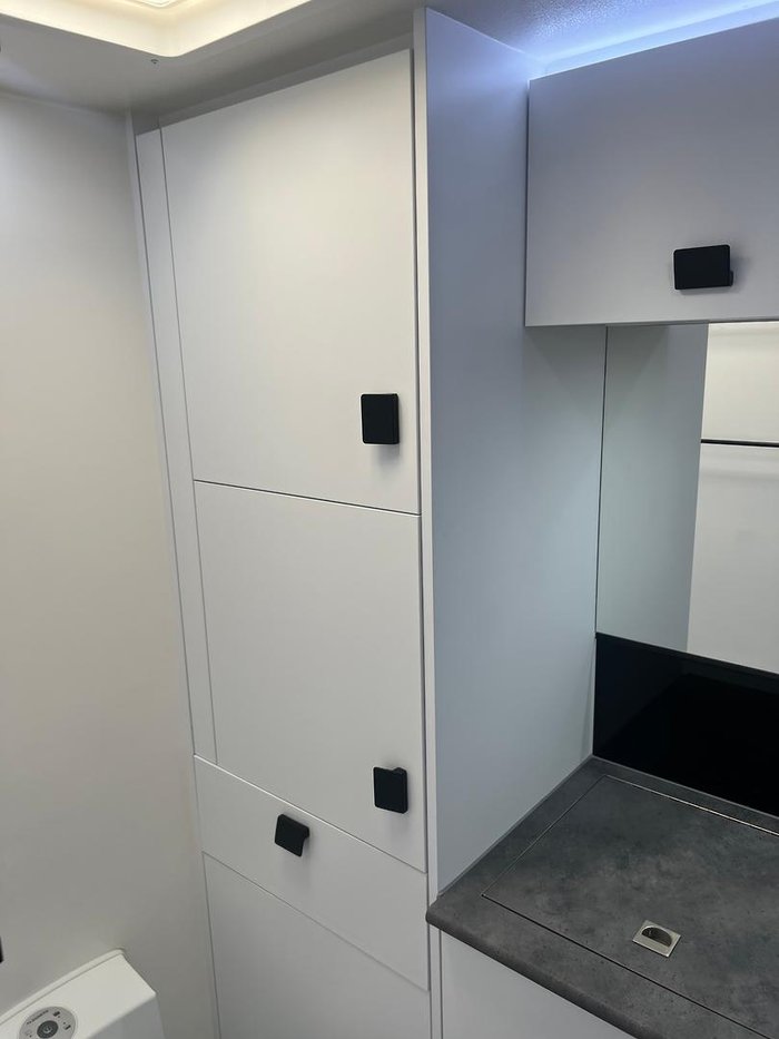 2023 Southern Cross Signature Series V8 Slide Out