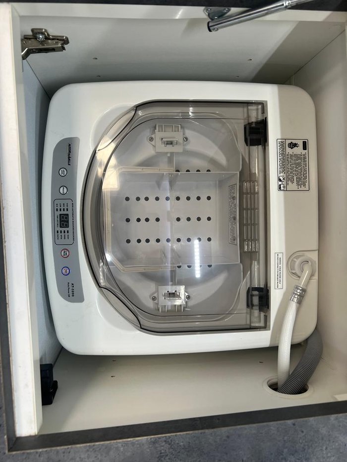 2023 Southern Cross Signature Series V8 Slide Out