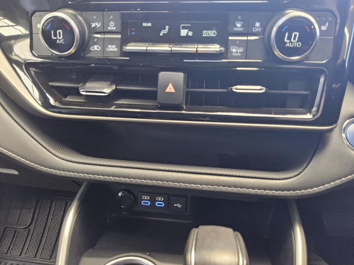 2022 Toyota Kluger GXL AXUH78R 4X4 On Demand Frosted White