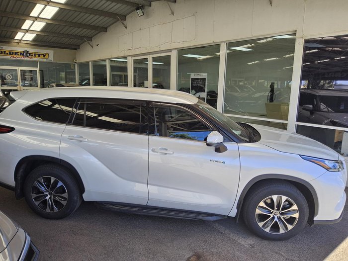 2022 Toyota Kluger GXL AXUH78R 4X4 On Demand Frosted White