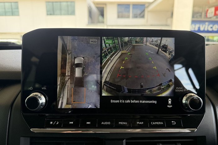 2025 Mitsubishi Triton GLX