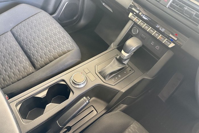 2025 Mitsubishi Triton GLX