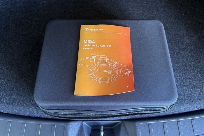 2024 Mitsubishi Eclipse Cross PHEV ES