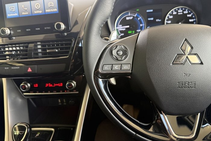 2024 Mitsubishi Eclipse Cross PHEV ES