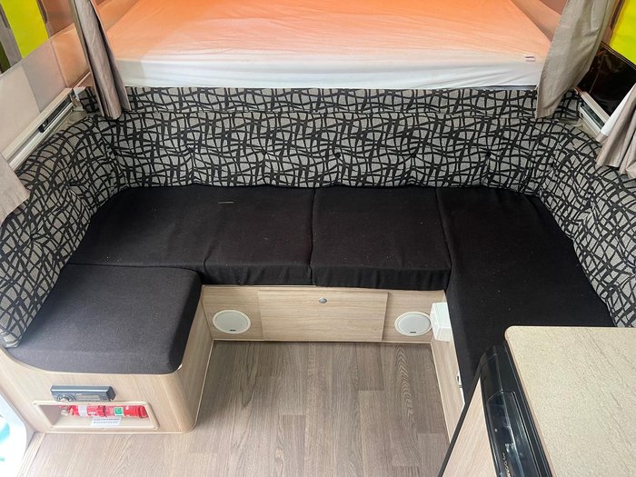 2017 Jayco Swan Outback 15.48-4