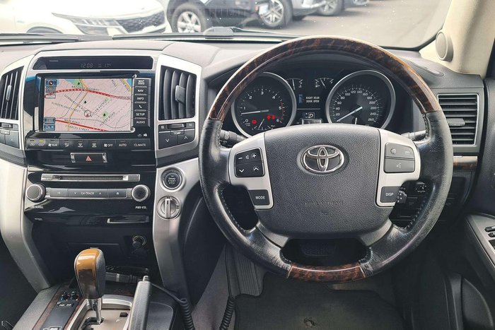 2013 Toyota Landcruiser Sahara
