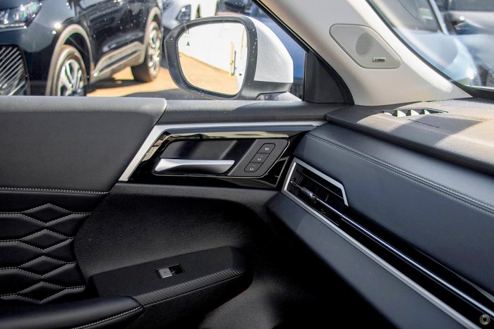2025 Mitsubishi Outlander