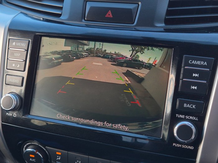 2020 Nissan Navara ST