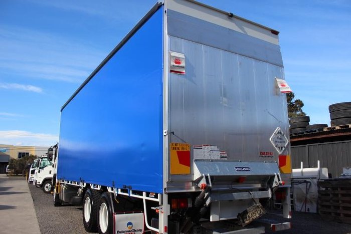 2020 Isuzu F Series FVL240-300 Freightpack WHITE