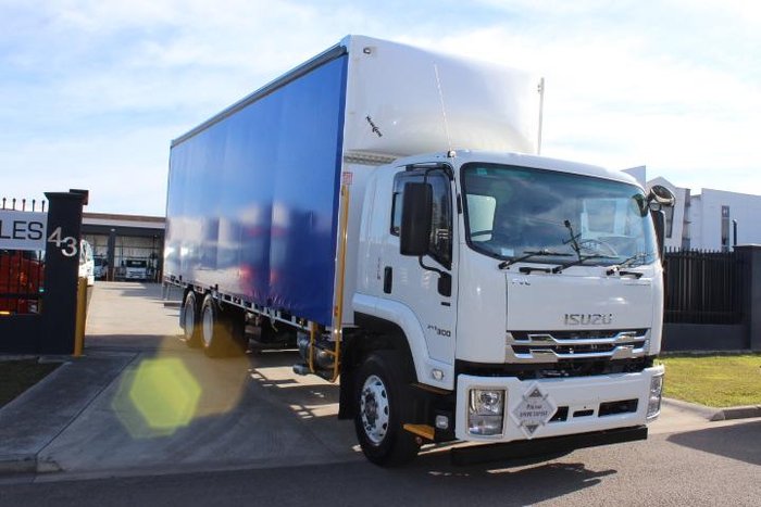 2020 Isuzu F Series FVL240-300 Freightpack WHITE