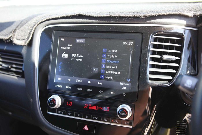 2019 Mitsubishi Outlander ES