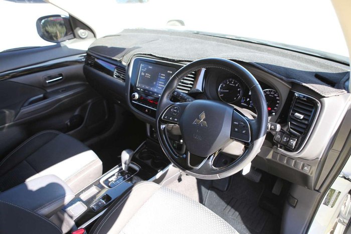 2019 Mitsubishi Outlander ES