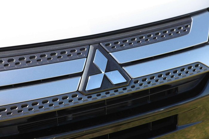 2019 Mitsubishi Outlander ES