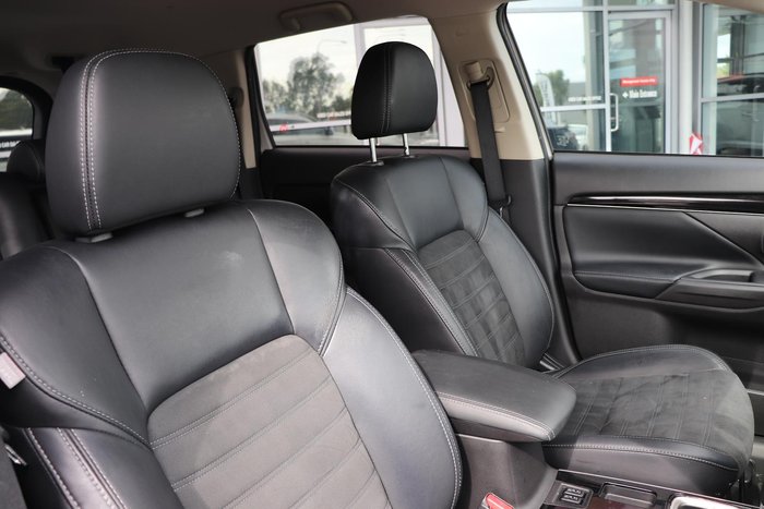 2019 Mitsubishi Outlander LS