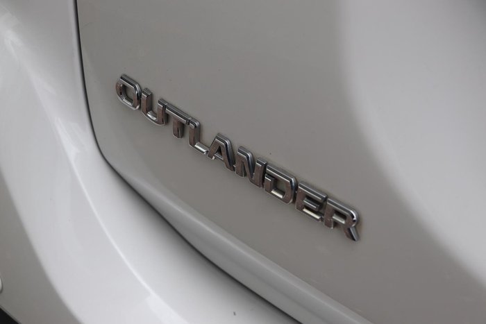 2019 Mitsubishi Outlander LS
