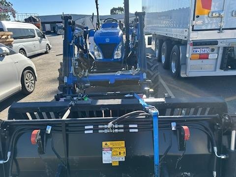 0 New Holland Tt4.75 Blue