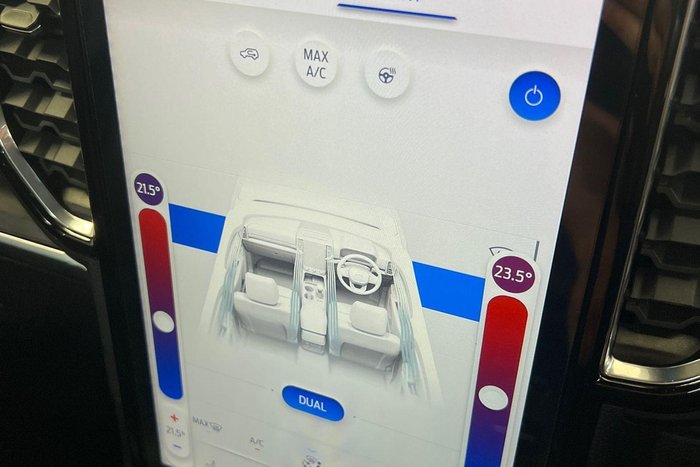 2023 Ford Everest Platinum