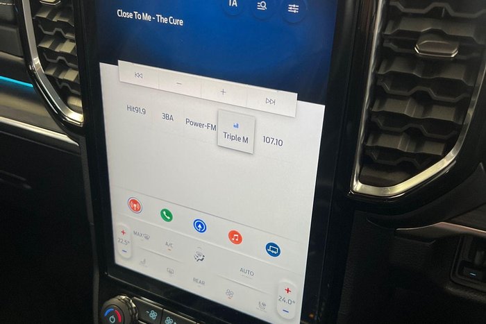 2023 Ford Everest Platinum