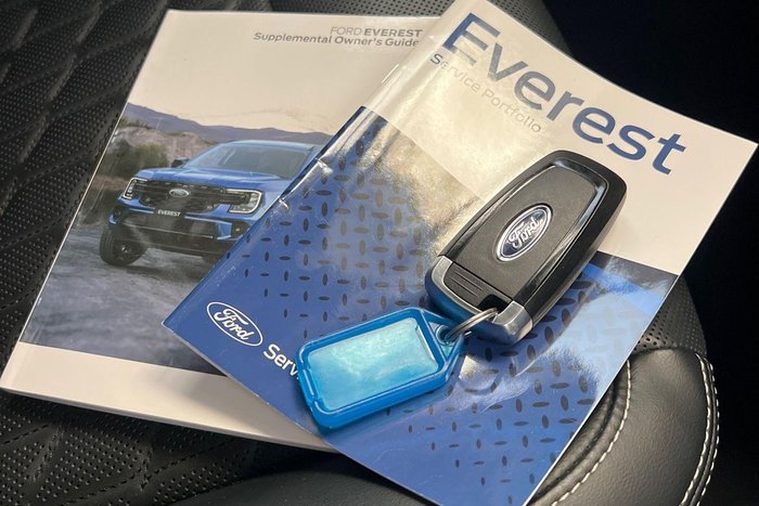 2023 Ford Everest Platinum