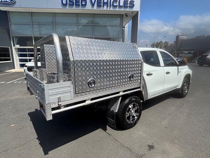 2022 Mitsubishi Triton GLX